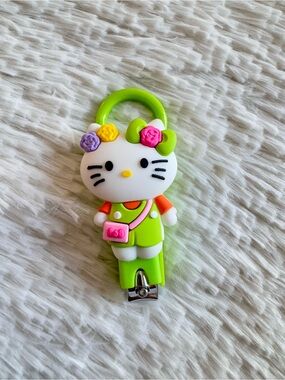 Hello Kitty Lime Green Floral nail clipper